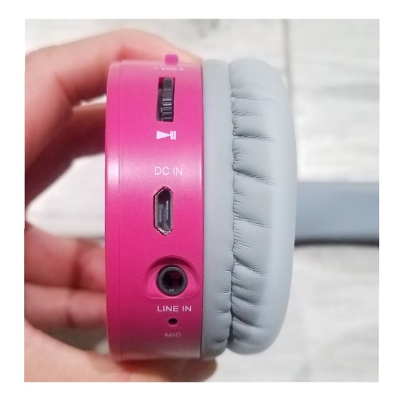 💕Pink Ear Phone 💥Bundle & Save💥 - Picture 3 of 4